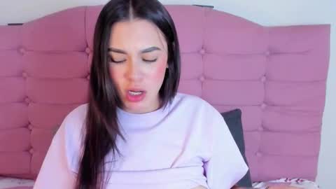 kylie online show from November 5, 1:55 am