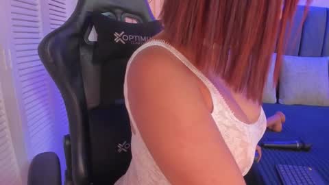 ashlye_miller_ online show from September 23, 4:21 am