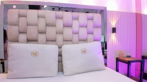 ashlyn online show from March 11, 7:58 pm