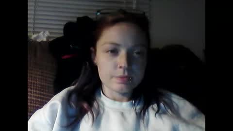 ashlynn5716 online show from February 20, 2:18 am