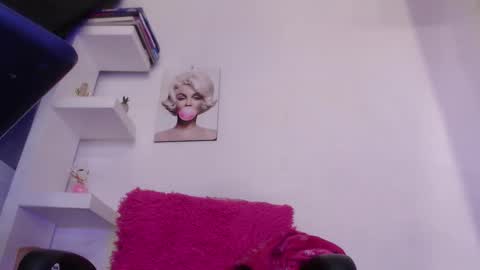  Ashly online show from February 7, 11:03 pm