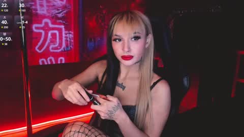 Mila online show from January 21, 7:15 am