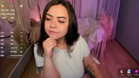 Your girlfriend online show from November 9, 11:44 pm