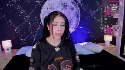 Asia and Zoe online show from September 9, 4:07 pm