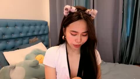 Snapshot of asianbabecandy chatting on January 3, 6:44 am candy online show from January 3, 6:44 am