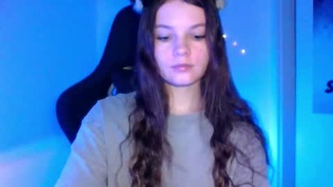 astradream_ online show from January 15, 10:38 pm