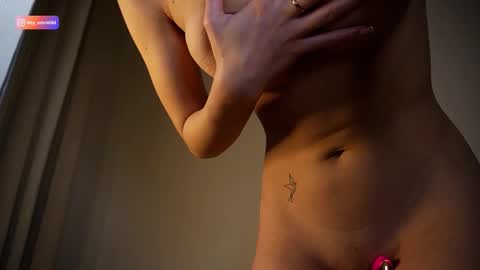 Astrid online show from March 4, 5:41 pm