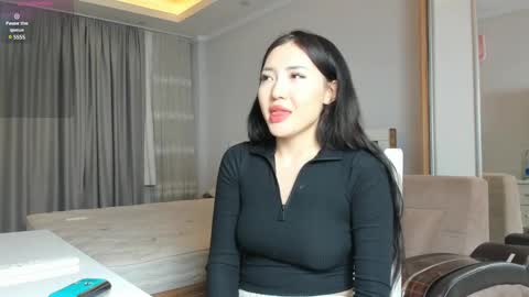 Snapshot of asuna_kirigaya chatting on December 27, 1:32 am asuna_kirigaya online show from December 27, 1:32 am