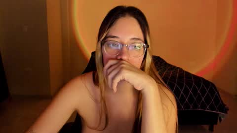 atenas online show from October 20, 9:56 am