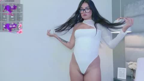 ATENEA ROLDAN online show from March 3, 5:02 am