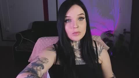 online every day between 10am-23pm online show from November 13, 8:35 am