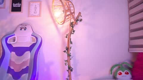 aura_rouss online show from January 17, 2:08 am