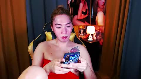 Miss awra online show from April 8, 6:15 am