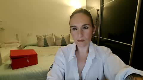 aurasensual69 online show from June 15, 10:43 pm