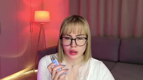 aurelia_voss online show from March 15, 6:04 am