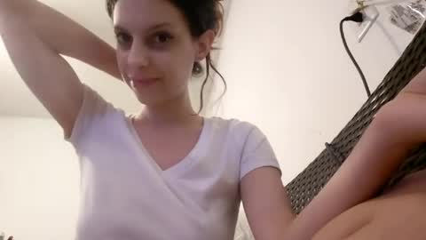 aureliatasty online show from July 10, 4:02 am