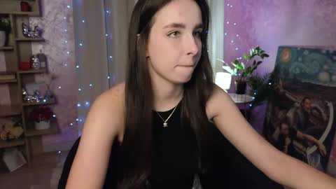 Aurora online show from December 4, 3:54 pm