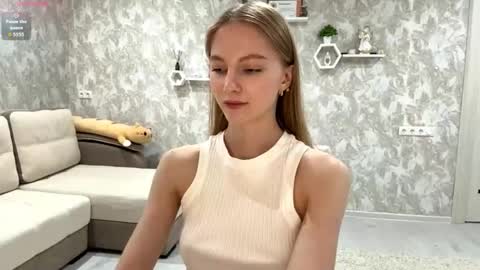 Annie online show from November 15, 5:03 pm