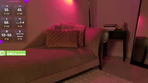 Ava Luna online show from June 5, 6:50 am