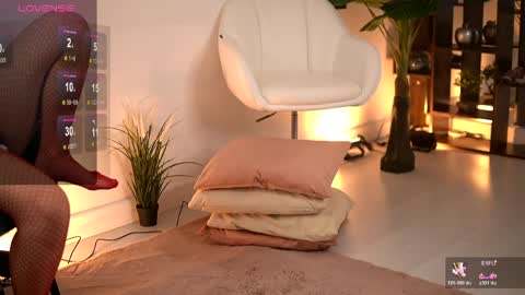 AvaReed online show from April 3, 4:21 am