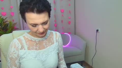 avasaturnian online show from February 9, 1:35 pm