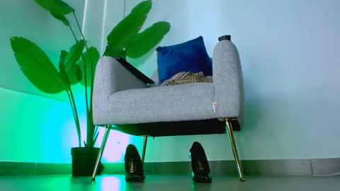 Hi im aqua is nice with me online show from February 11, 9:05 pm