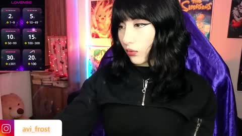 Snapshot of avi_frost chatting on March 3, 5:26 am Saraaaa independent model 3 online show from March 3, 5:26 am