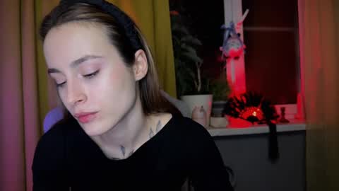 Snapshot of aviva_faith chatting on December 8, 10:03 pm Aviva online show from December 8, 10:03 pm