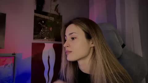 Snapshot of aviva_faith chatting on February 21, 10:15 pm Aviva online show from February 21, 10:15 pm