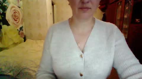 Snapshot of awesomeladyy chatting on January 22, 7:57 am awesomeladyy online show from January 22, 7:57 am