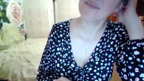 Snapshot of awesomeladyy chatting on January 27, 6:52 pm awesomeladyy online show from January 27, 6:52 pm