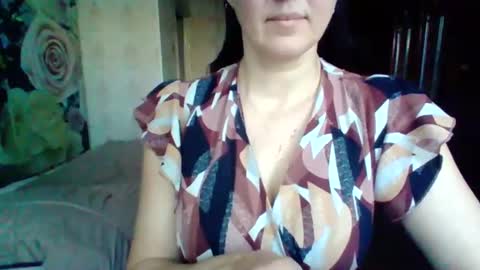 Snapshot of awesomeladyy chatting on January 15, 7:59 am awesomeladyy online show from January 15, 7:59 am
