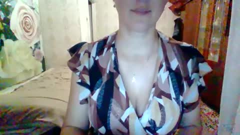 Snapshot of awesomeladyy chatting on January 15, 7:01 pm awesomeladyy online show from January 15, 7:01 pm
