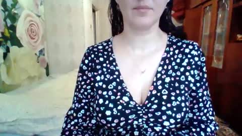 Snapshot of awesomeladyy chatting on January 24, 8:02 am awesomeladyy online show from January 24, 8:02 am