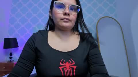 Alyda Jaramillo online show from February 2, 7:24 pm