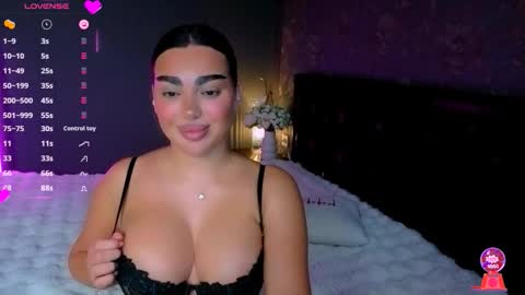  Ayla Demir  online show from November 24, 10:56 pm