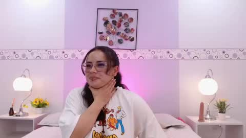 ayra_gh online show from June 2, 4:35 am