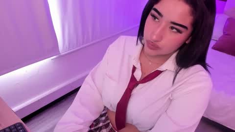 azaleaa__ online show from March 5, 7:09 pm