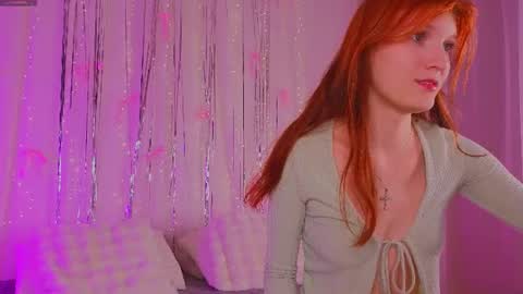 Zoe online show from July 7, 9:39 pm