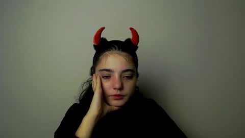 azumi_chan_ online show from October 16, 10:01 pm