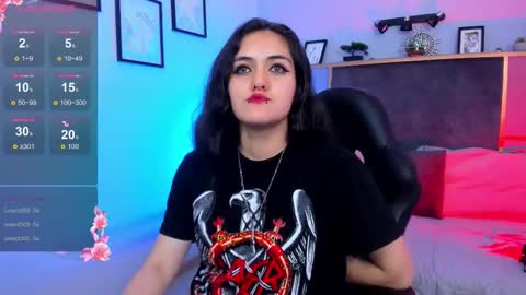 Azurra  online show from November 14, 11:05 pm