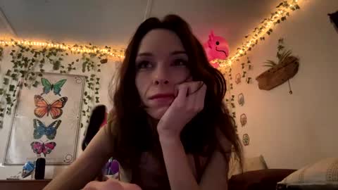 Snapshot of babiifern chatting on January 16, 3:34 am Fern Browning online show from January 16, 3:34 am