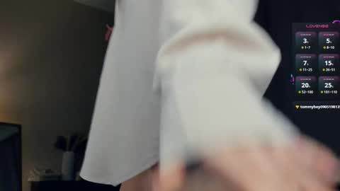 Emily online show from November 8, 7:57 am