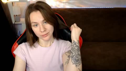 baby_kitte online show from January 12, 3:01 am