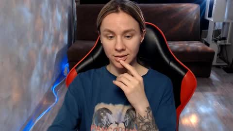 baby_kitte online show from March 20, 5:56 am