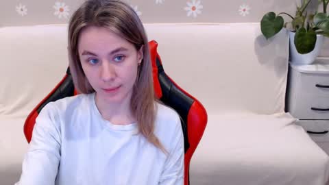 baby_kitte online show from February 26, 3:03 am