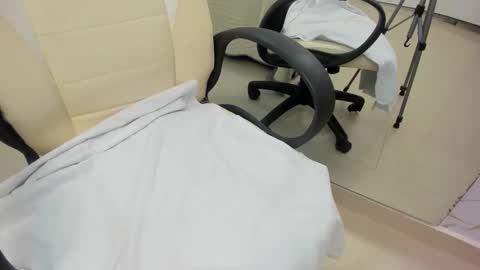 ANGEL online show from October 31, 4:25 am