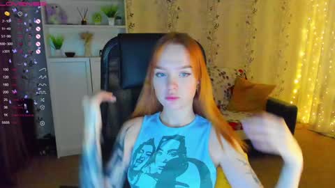 Snapshot of babyfoxyy chatting on December 25, 7:24 pm maddy online show from December 25, 7:24 pm