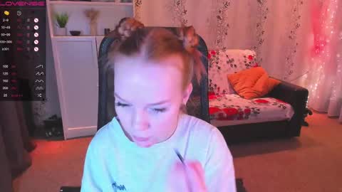 Snapshot of babyfoxyy chatting on February 16, 3:59 pm maddy online show from February 16, 3:59 pm