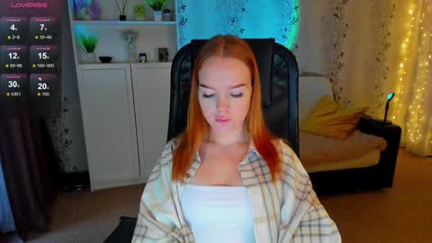 Snapshot of babyfoxyy chatting on December 5, 10:44 am maddy online show from December 5, 10:44 am